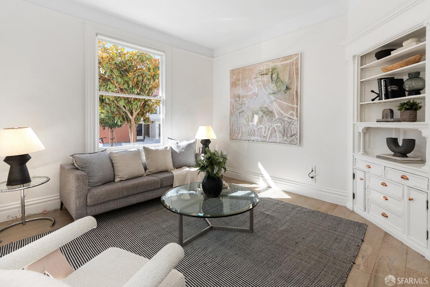 San Francisco, California, 94110, United States, 3 Bedrooms Bedrooms, ,2 BathroomsBathrooms,Residential,For Sale,1744425