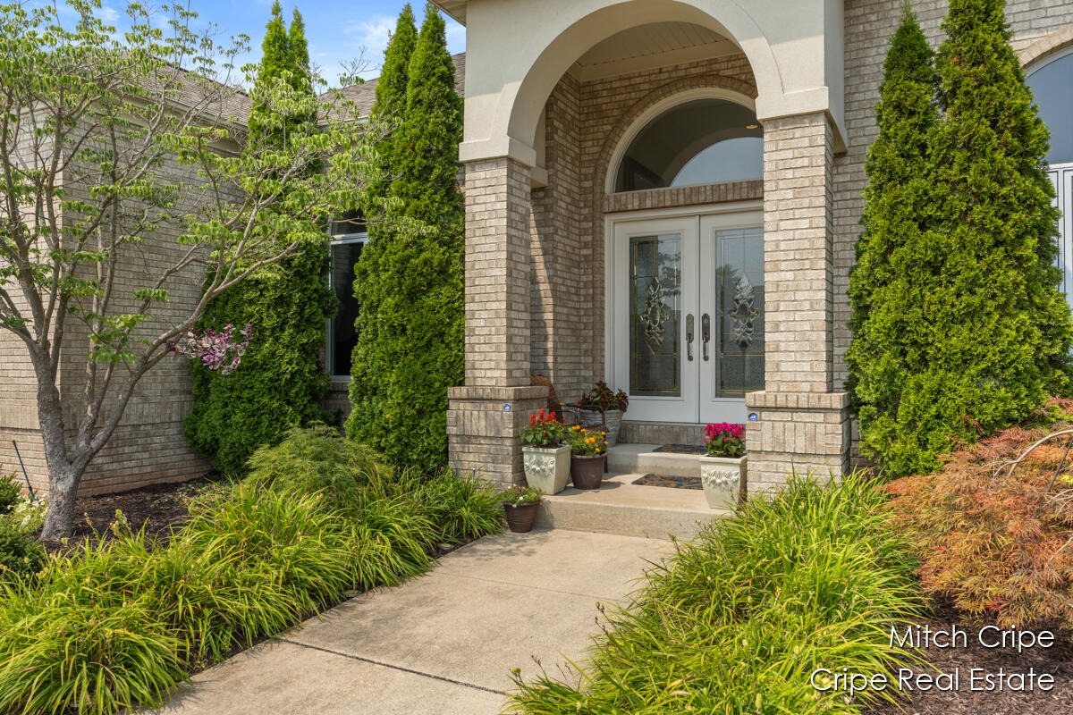 Caledonia, Michigan, 49316, United States, 5 Bedrooms Bedrooms, ,4 BathroomsBathrooms,Residential,For Sale,1906707