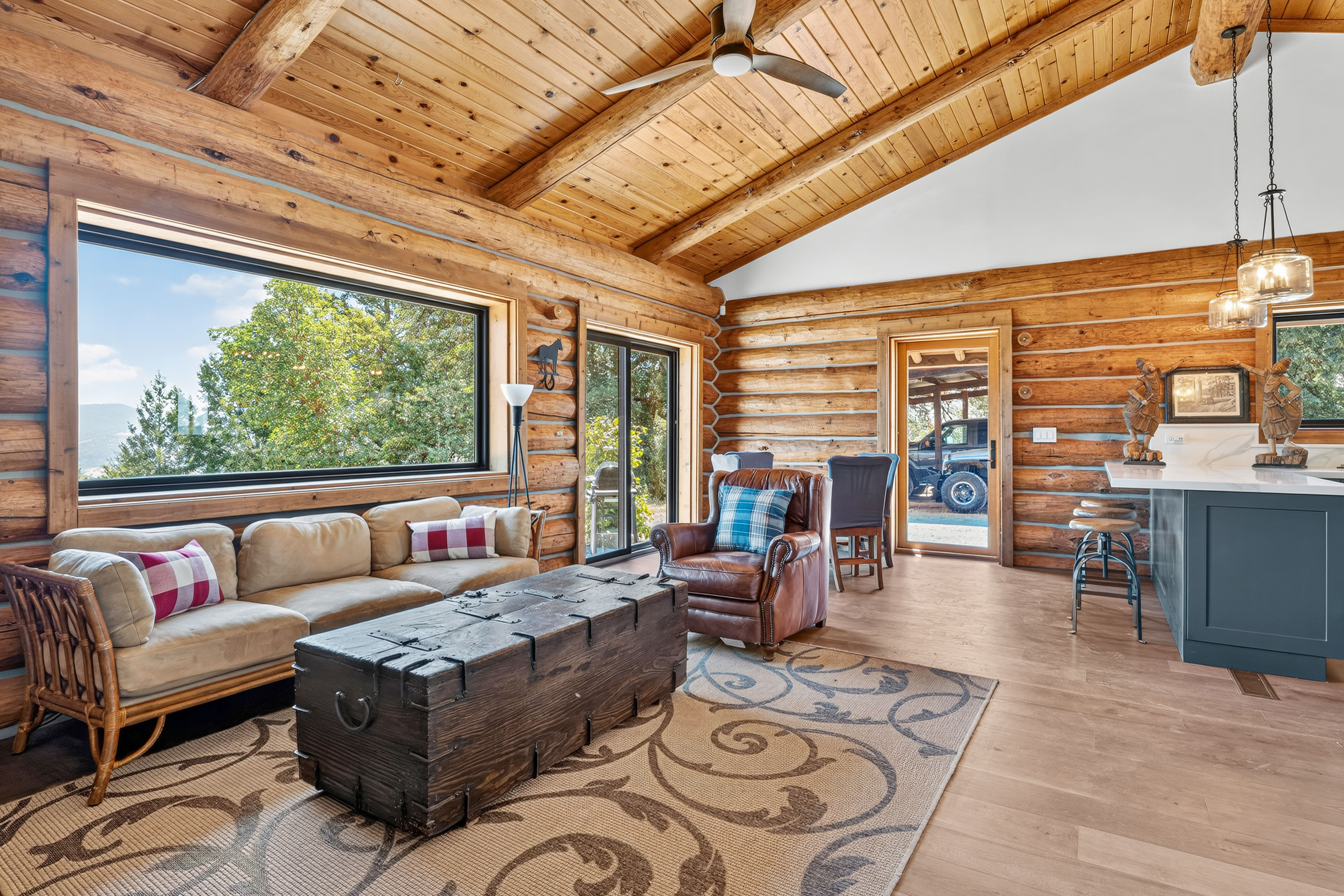  18115 Highlands Ridge Road, Yorkville, CA 95494 - 物件實景