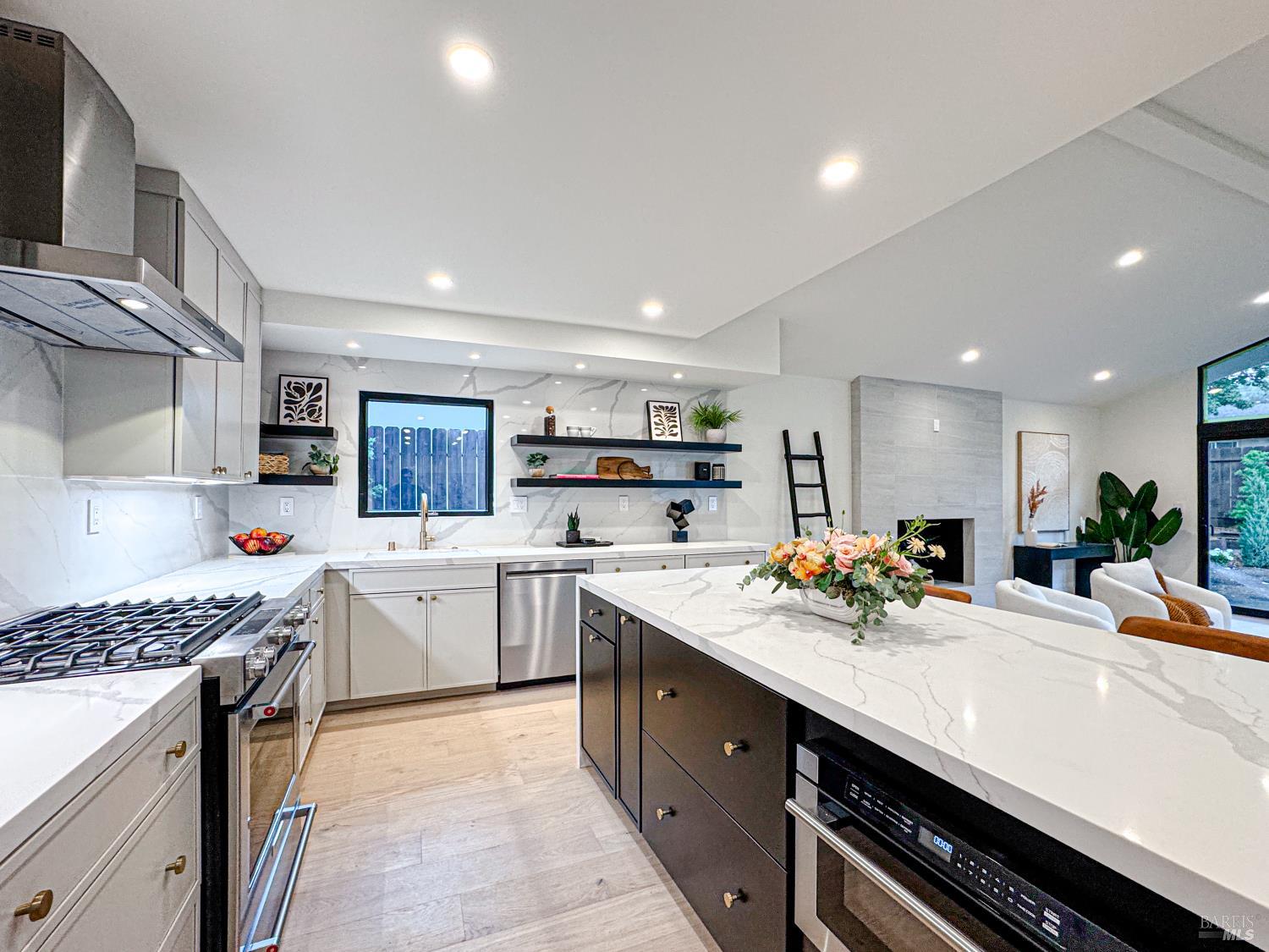 San Rafael, California, 94903, United States, 4 Bedrooms Bedrooms, ,3 BathroomsBathrooms,Residential,For Sale,1992901