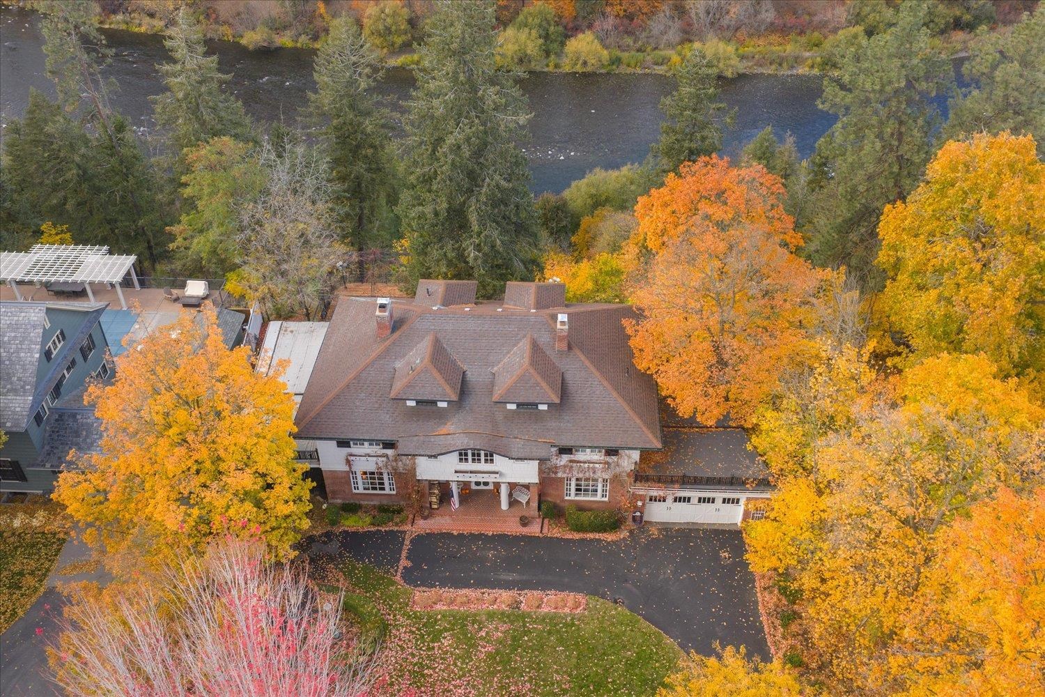 Spokane, Washington, 99201, United States, 4 Bedrooms Bedrooms, ,5 BathroomsBathrooms,Residential,For Sale,1987077