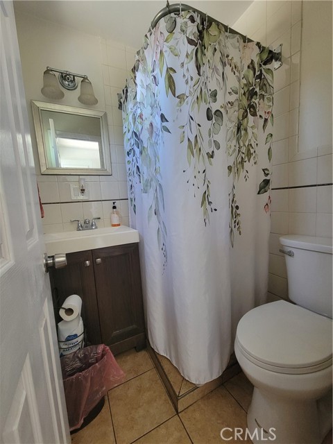 Los Angeles, California, 90011, United States, 3 Bedrooms Bedrooms, ,1 BathroomBathrooms,Residential,For Sale,1872402