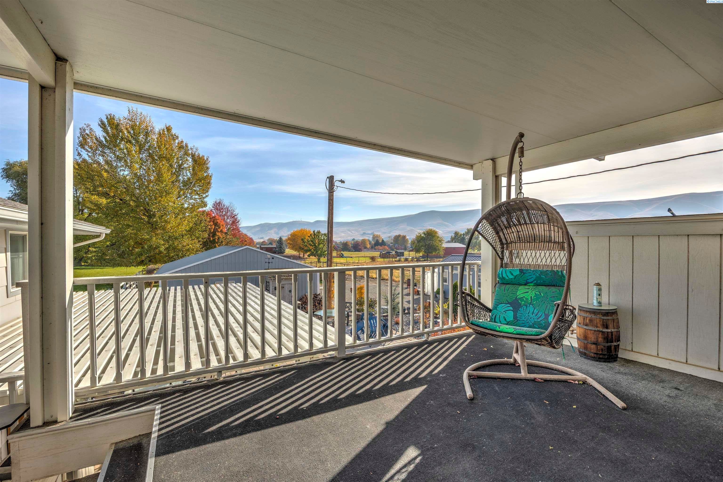 Prosser, Washington, 99350, United States, 4 Bedrooms Bedrooms, ,1 BathroomBathrooms,Residential,For Sale,1984108