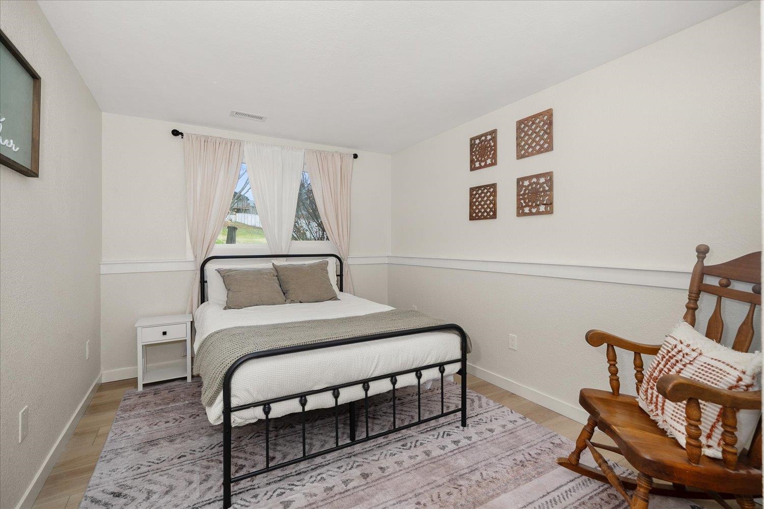 Colbert, Washington, 99005, United States, 5 Bedrooms Bedrooms, ,3 BathroomsBathrooms,Residential,For Sale,1998044