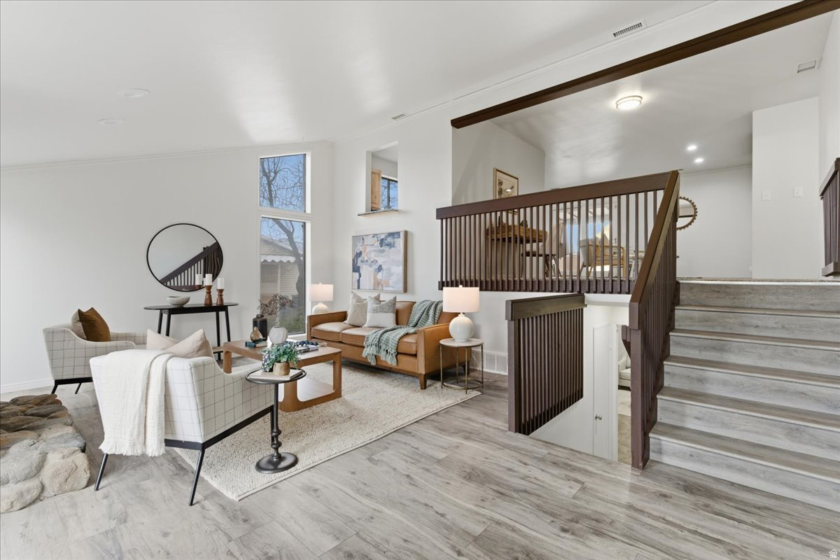 West Jordan, Utah, 84084, United States, 4 Bedrooms Bedrooms, ,2 BathroomsBathrooms,Residential,For Sale,1996138