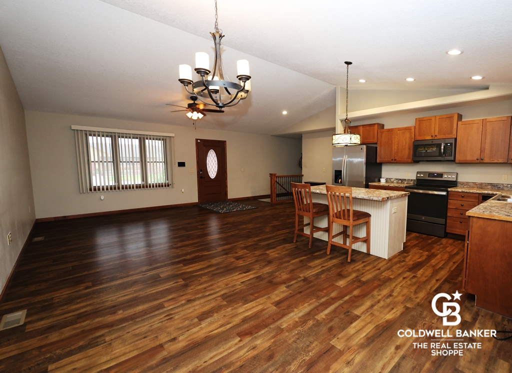 Oak St, Scott City, KS 67871 #1