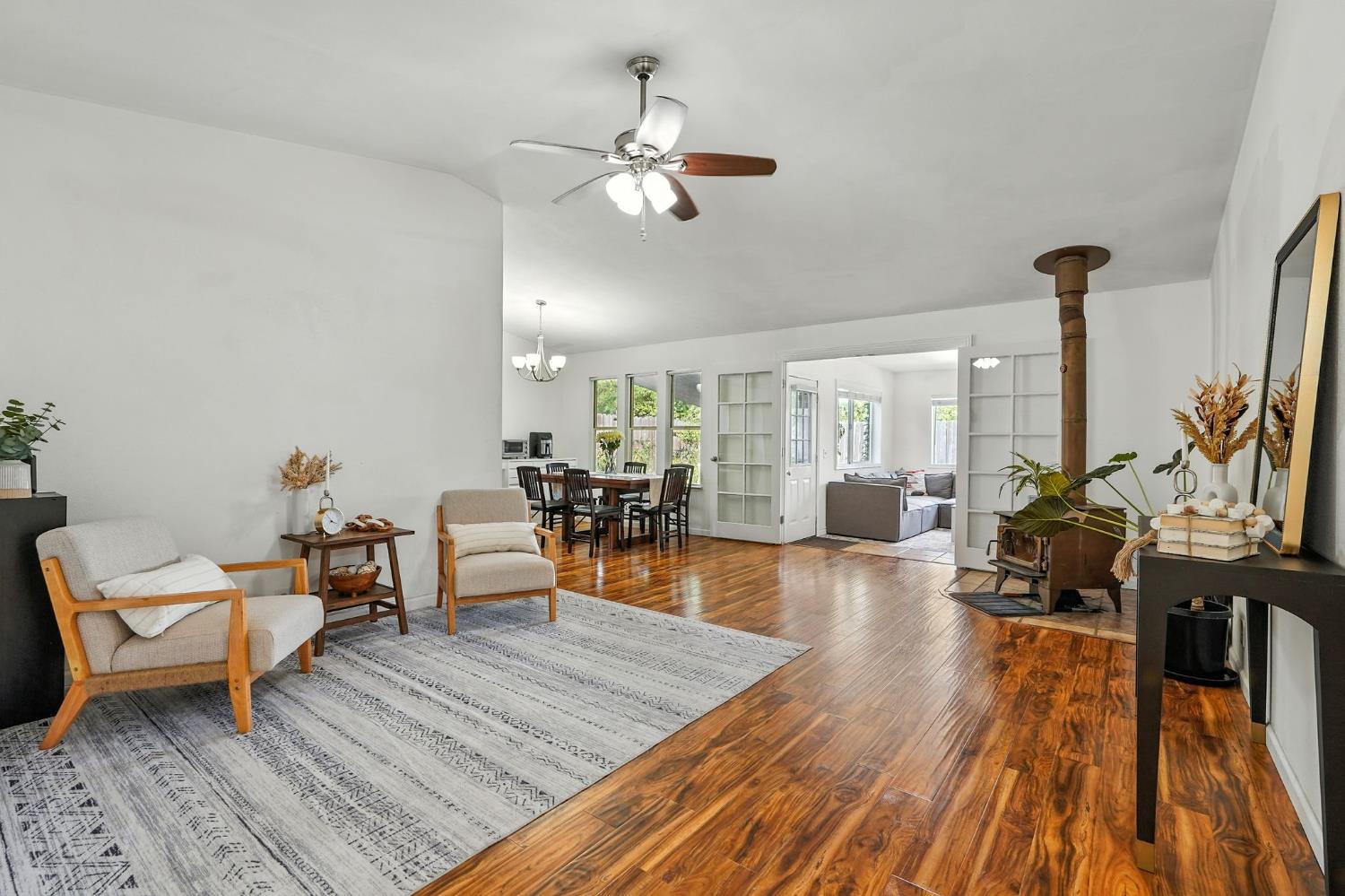 El Dorado, California, 95623, United States, 3 Bedrooms Bedrooms, ,2 BathroomsBathrooms,Residential,For Sale,1933121