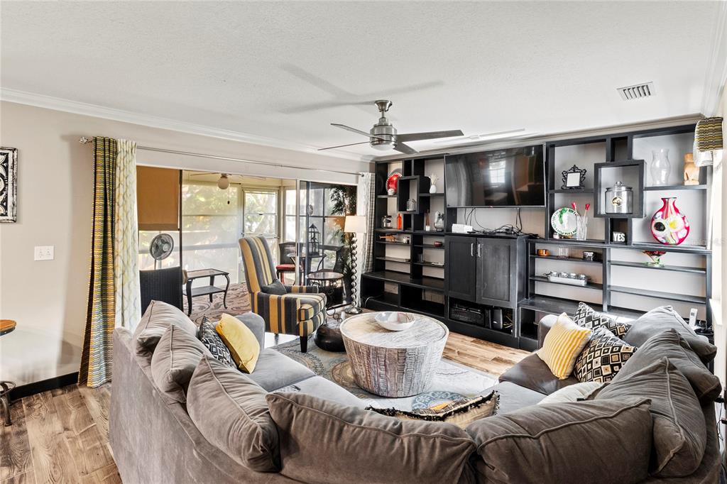 Bradenton, Florida, 34209, United States, 3 Bedrooms Bedrooms, ,3 BathroomsBathrooms,Residential,For Sale,1829594