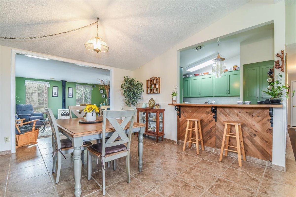 Lompoc, California, 93436, United States, 3 Bedrooms Bedrooms, ,1 BathroomBathrooms,Residential,For Sale,1906815