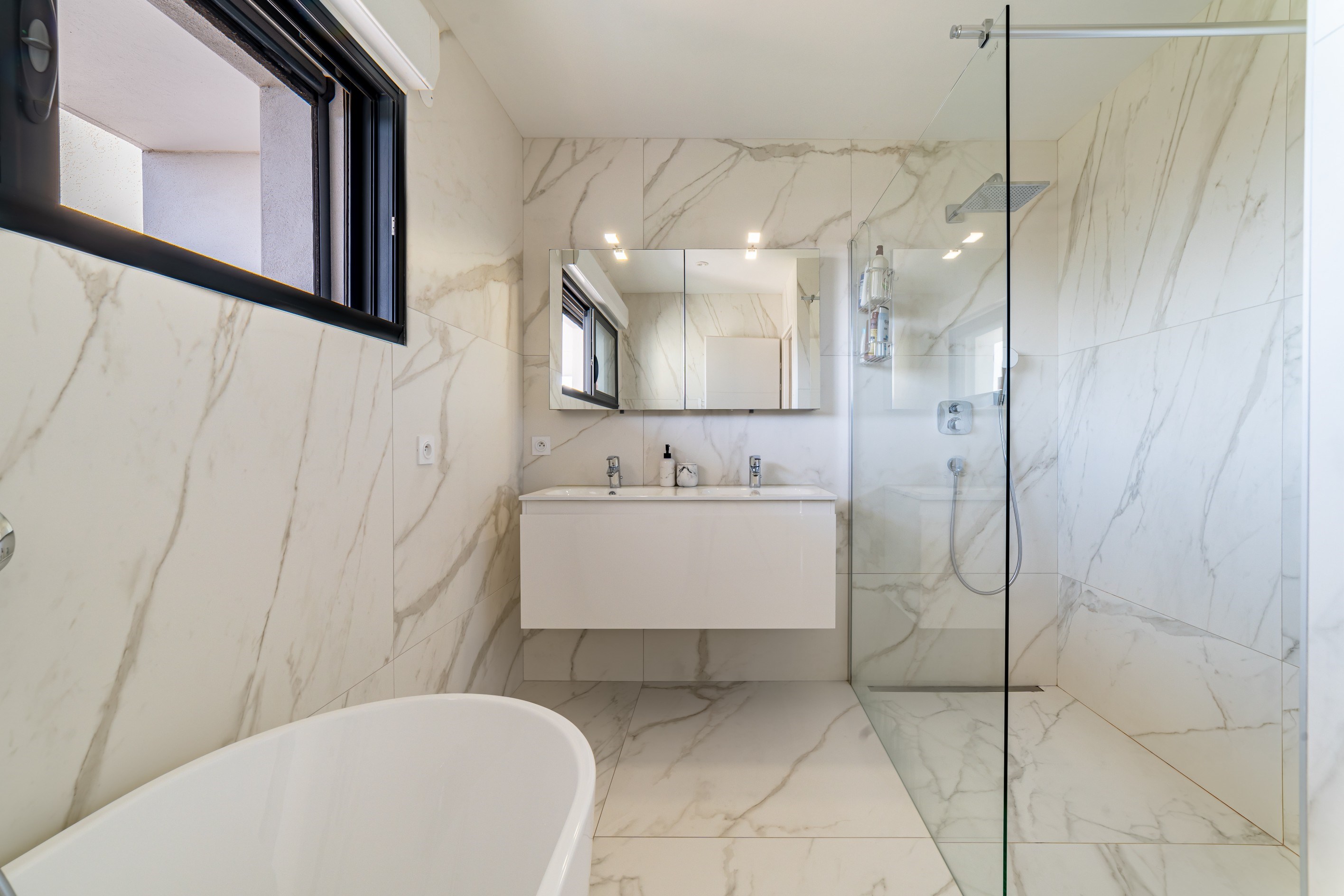  Superb renovation very close to the beach - 物件實景