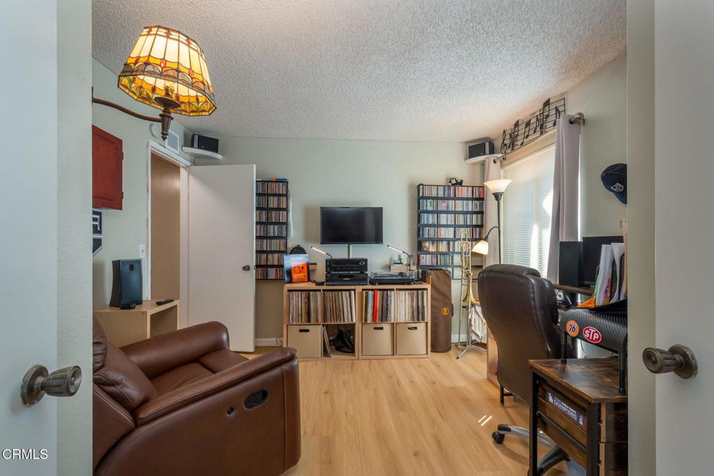 Oxnard, California, 93036, United States, 3 Bedrooms Bedrooms, ,1 BathroomBathrooms,Residential,For Sale,1988894