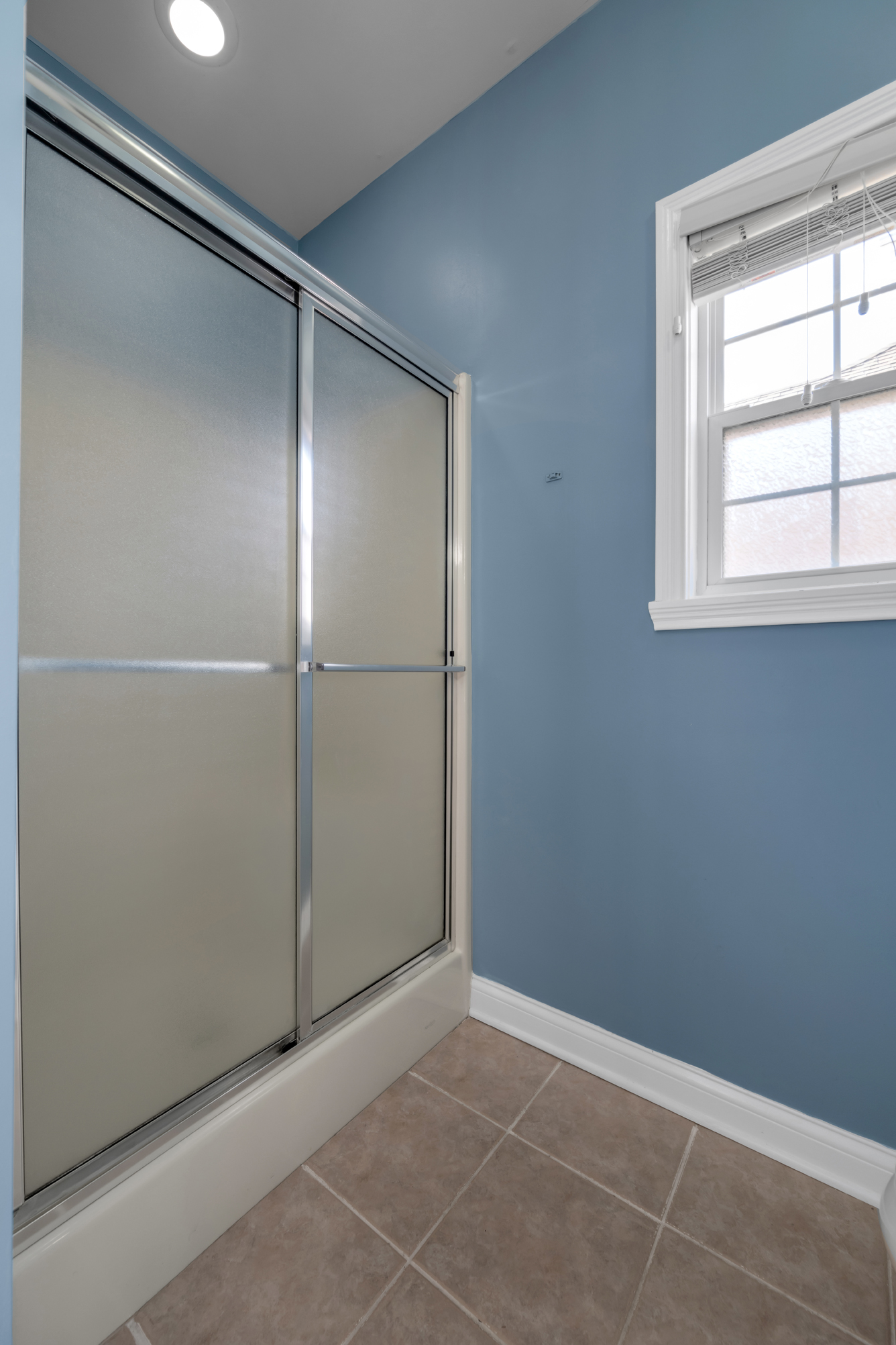  3253 Drayton Place - 物件實景