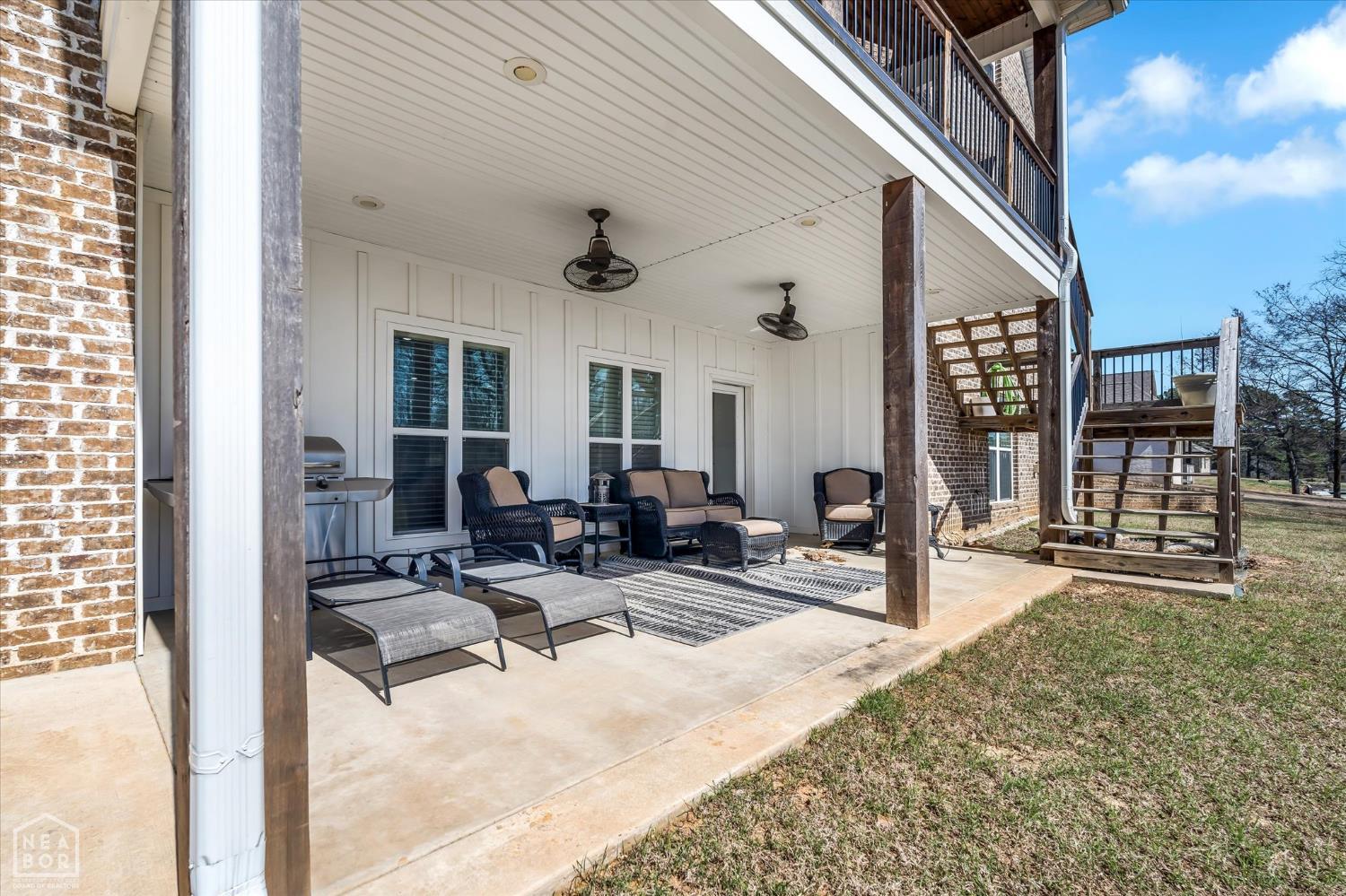 Jonesboro, Arkansas, 72405, United States, 5 Bedrooms Bedrooms, ,4 BathroomsBathrooms,Residential,For Sale,2034075