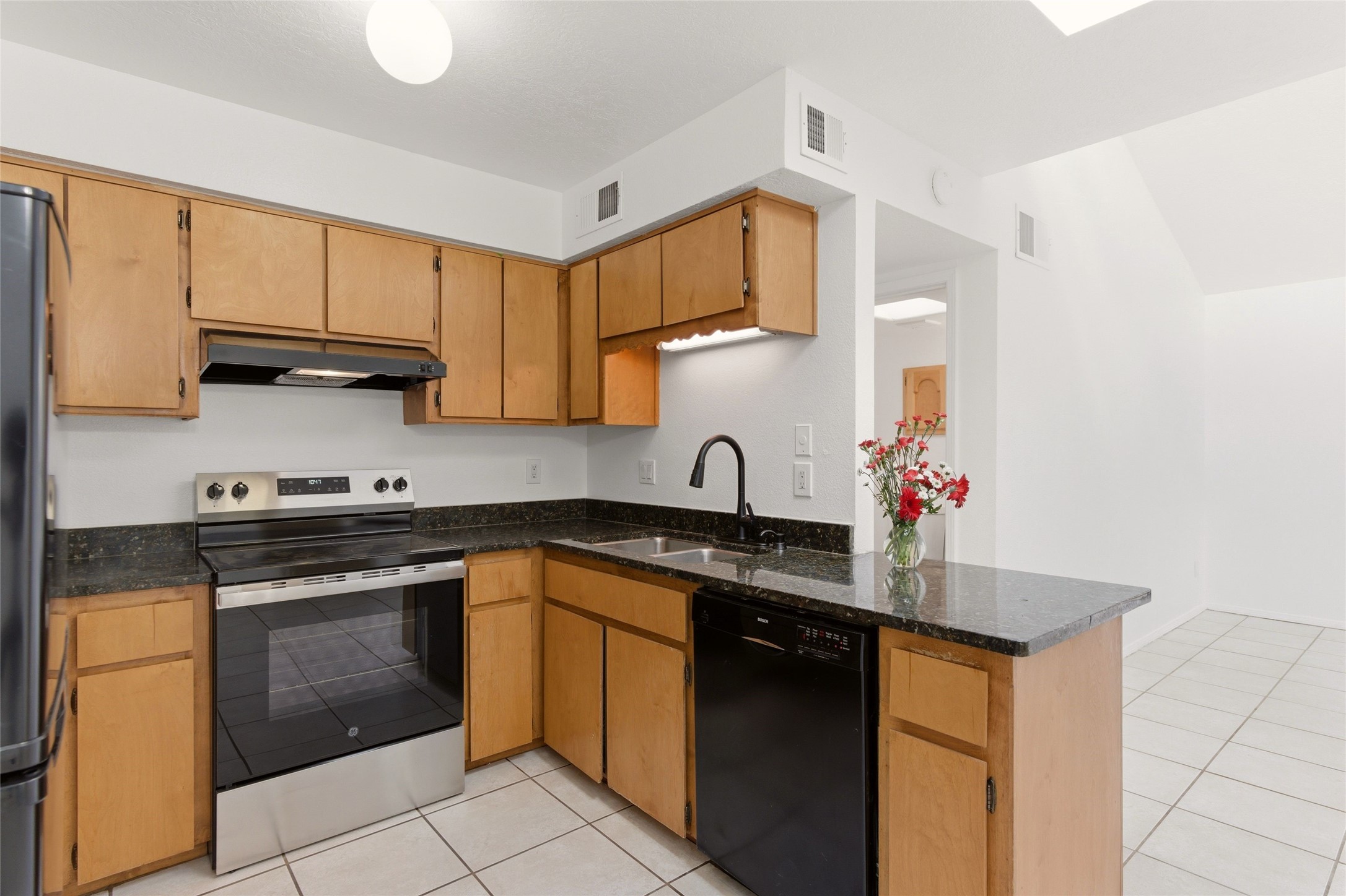  1448 Clark Road - 物件實景