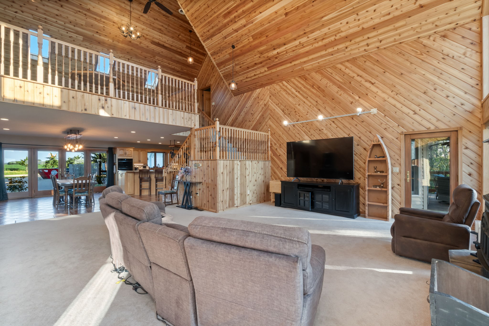 Mitchell, Iowa, 50461, United States, 4 Bedrooms Bedrooms, ,4 BathroomsBathrooms,Residential,For Sale,1923505