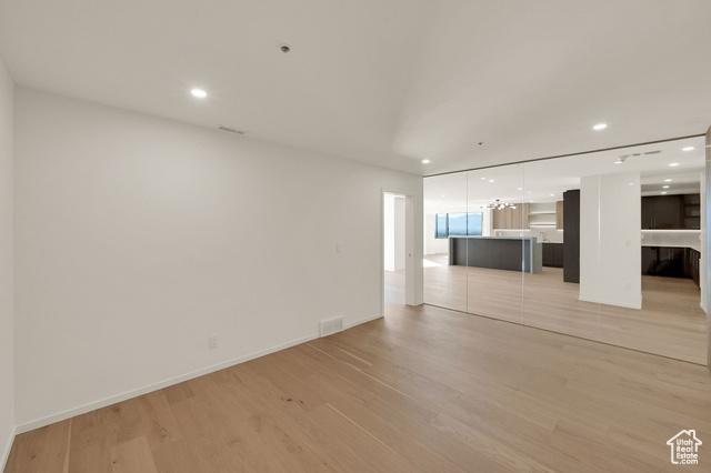 Salt Lake City, Utah, 84101, United States, 3 Bedrooms Bedrooms, ,3 BathroomsBathrooms,Residential,For Sale,1982809