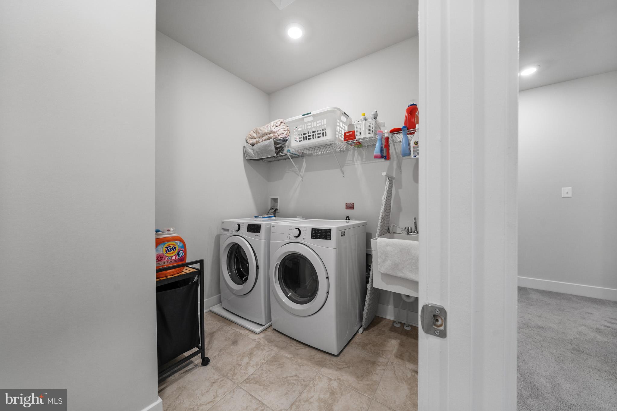 White Plains, Maryland, 20695, United States, 5 Bedrooms Bedrooms, ,5 BathroomsBathrooms,Residential,For Sale,1921773