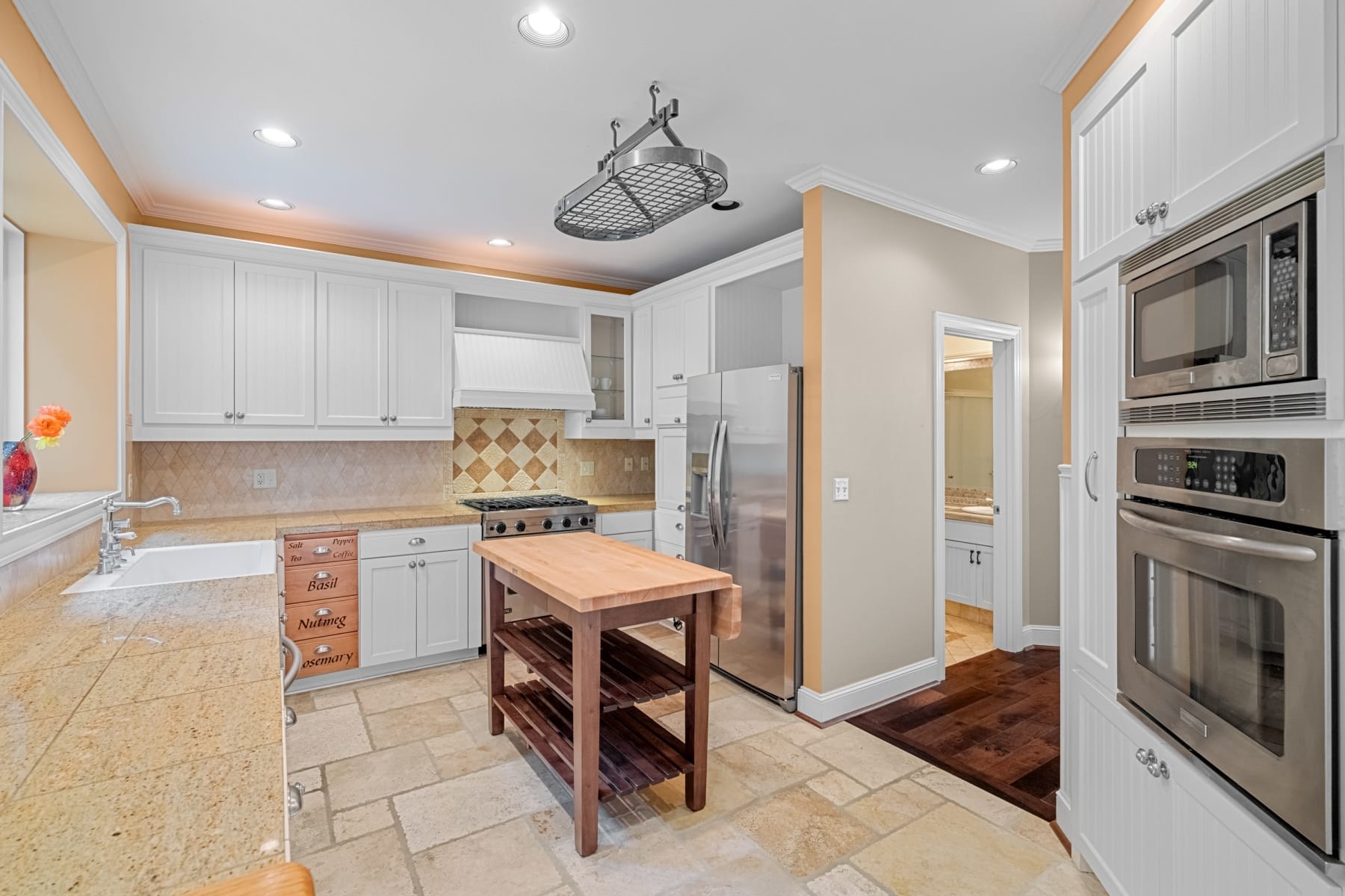  16419 LEXINGTON CT Lake Oswego, OR 97034 - 物件實景