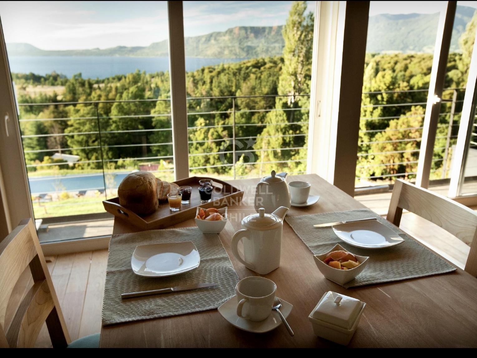 Pucón, Chile, 5 Bedrooms Bedrooms, ,5 BathroomsBathrooms,Residential,For Sale,1684687