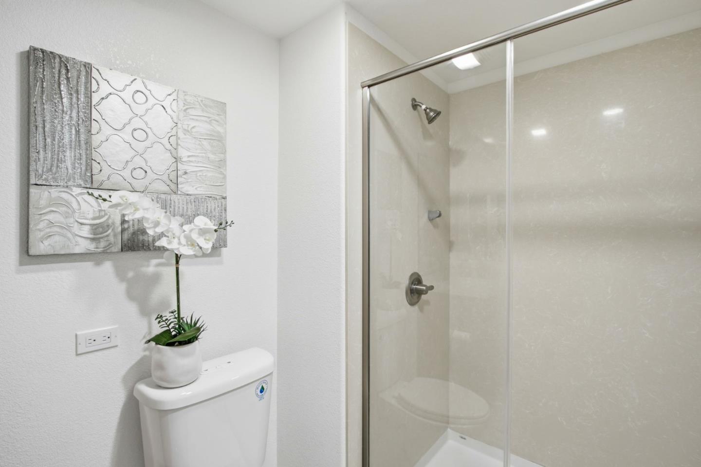 Santa Clara, California, 95051, United States, 2 Bedrooms Bedrooms, ,2 BathroomsBathrooms,Residential,For Sale,1989237