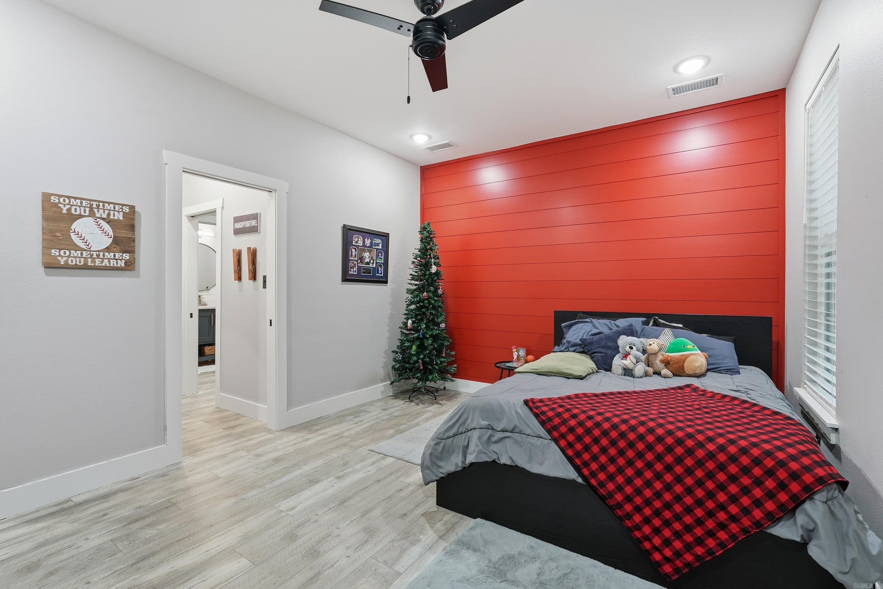 Morrilton, Arkansas, 72110, United States, 3 Bedrooms Bedrooms, ,4 BathroomsBathrooms,Residential,For Sale,2003394