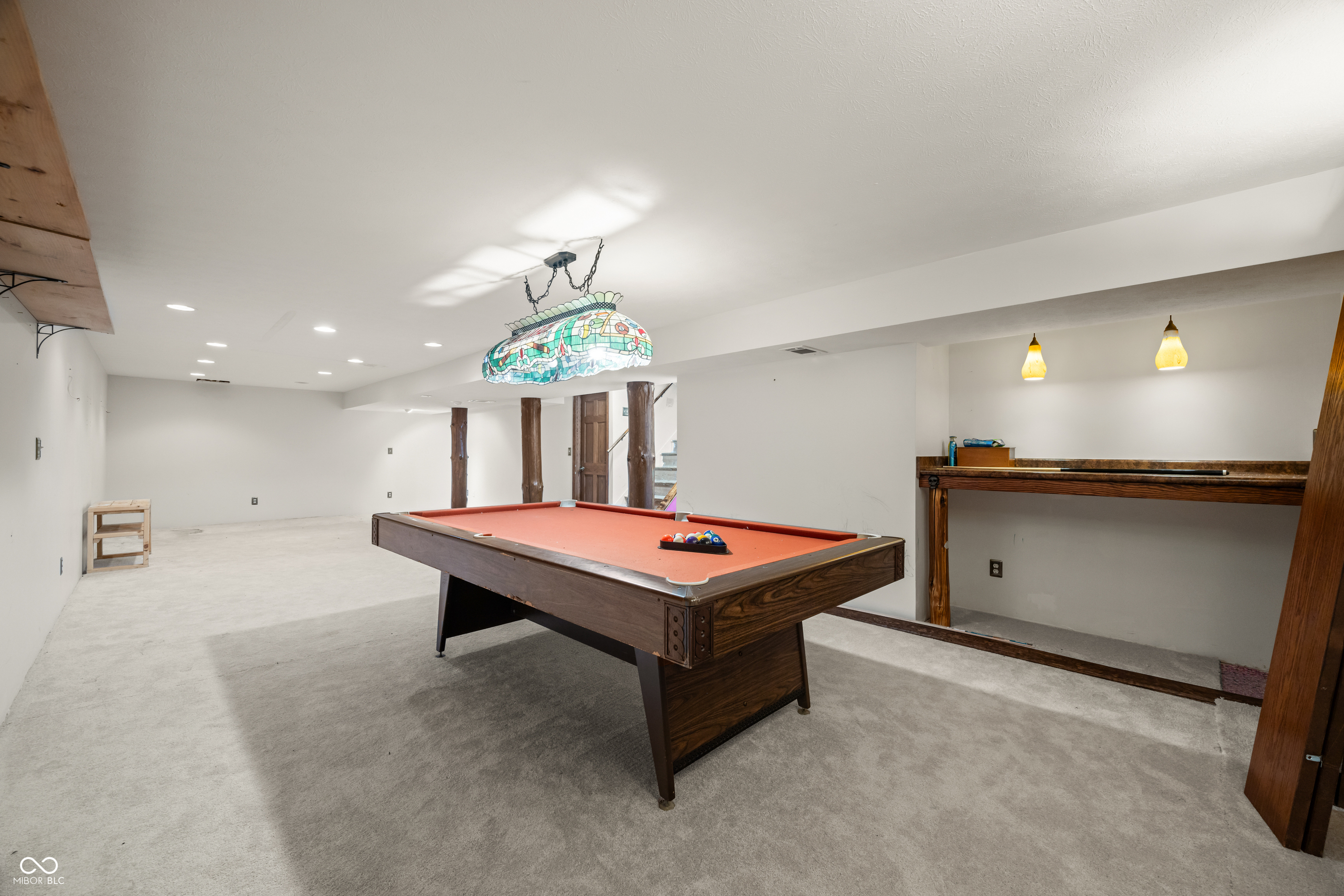 Trafalgar, Indiana, 46181, United States, 3 Bedrooms Bedrooms, ,4 BathroomsBathrooms,Residential,For Sale,1928736