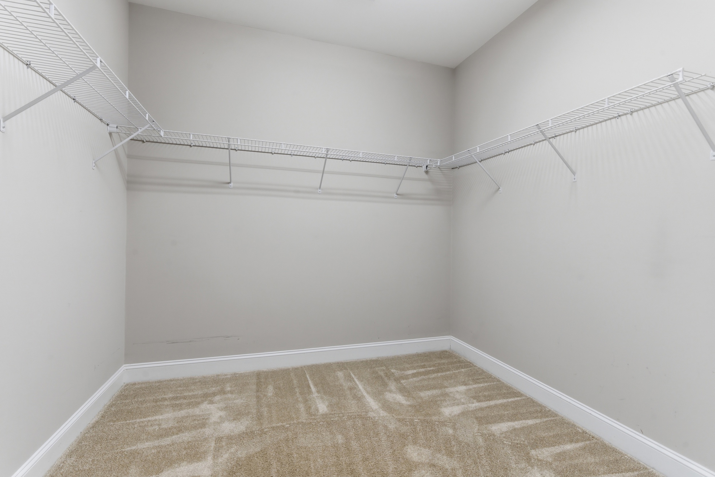  7320 Sanctuary Cove Drive SE - 物件實景