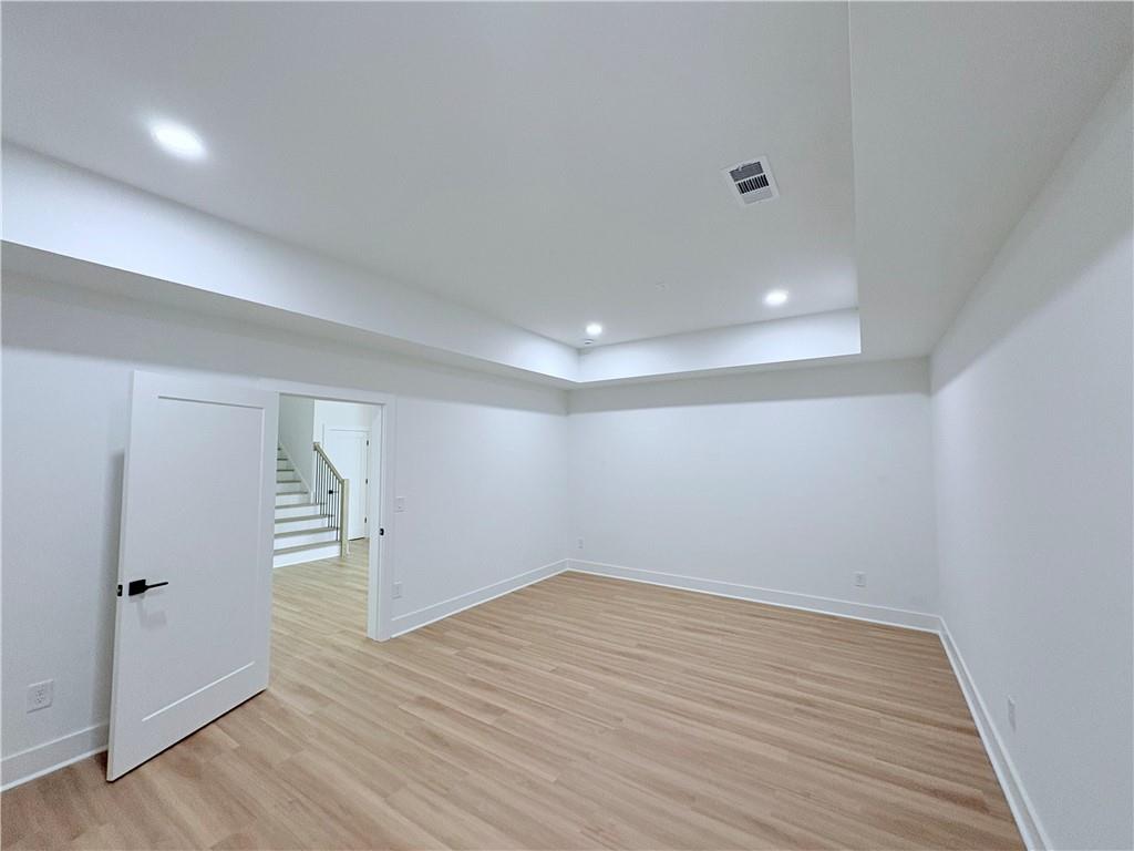 Suwanee, Georgia, 30024, United States, 6 Bedrooms Bedrooms, ,7 BathroomsBathrooms,Residential,For Sale,1795311