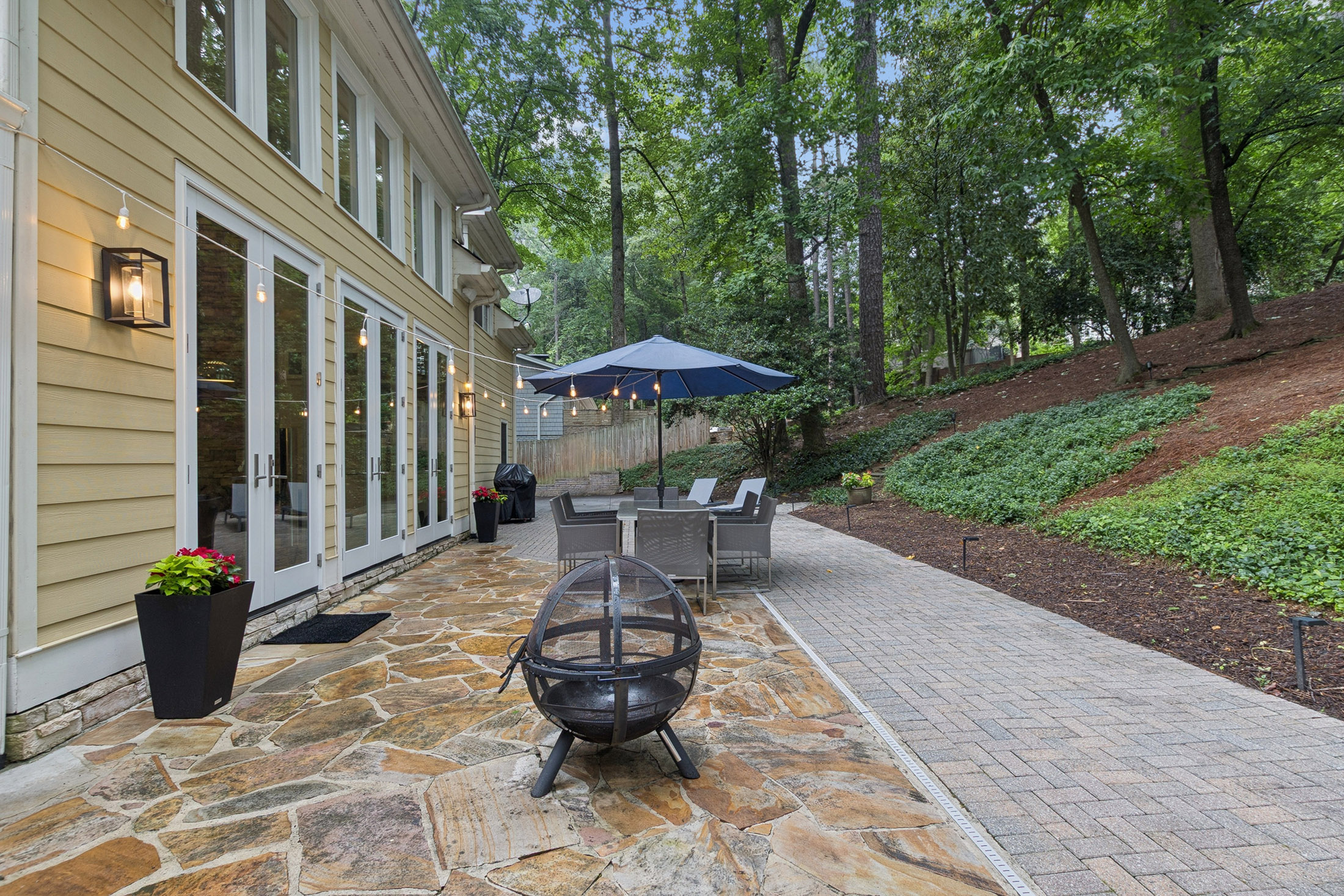  Privacy, Style, and Comfort in Coveted Buckhead Location - 物件實景