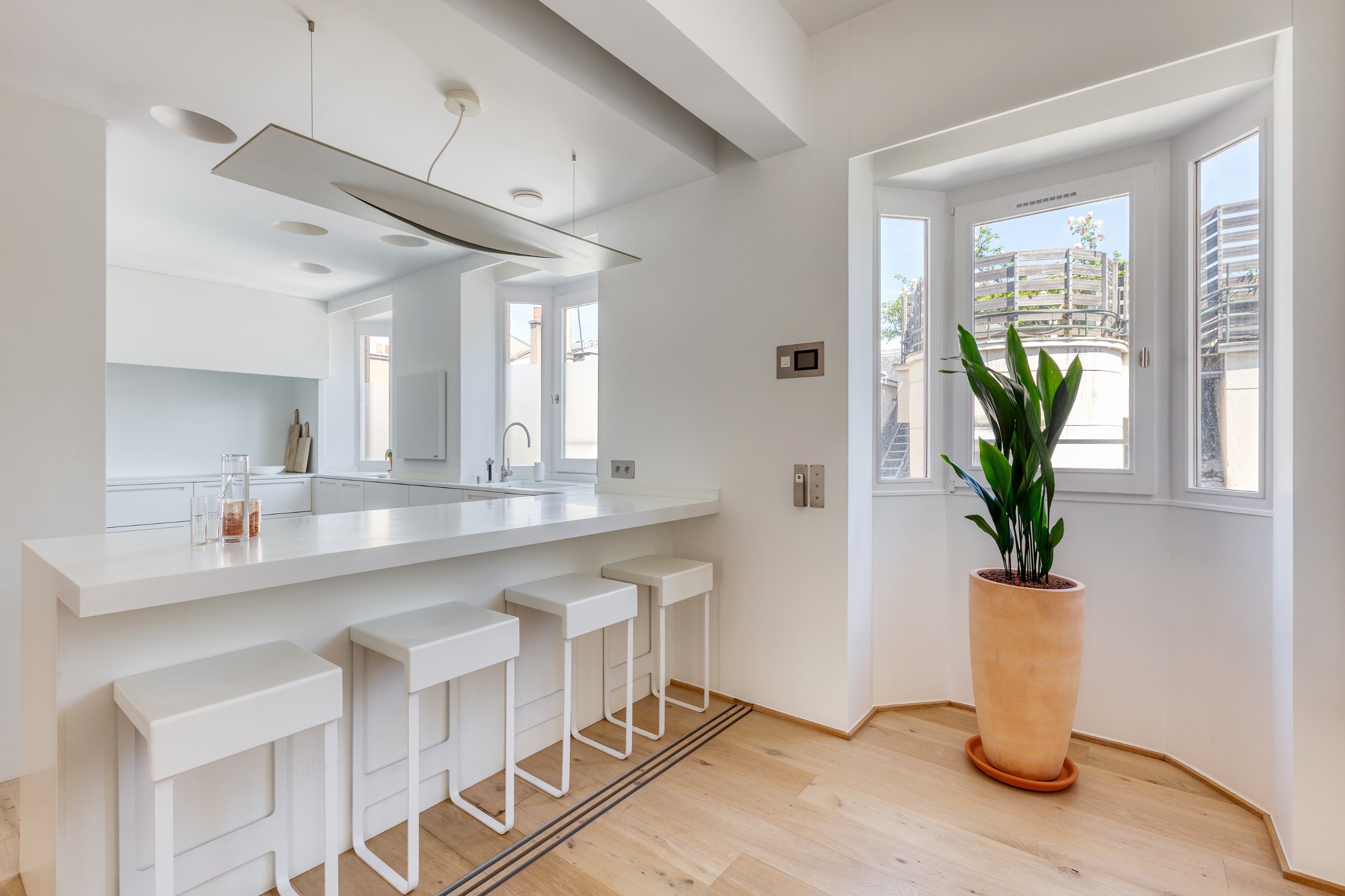  Rare - Charming Penthouse renovated by architect with unobstructed views - 物件實景