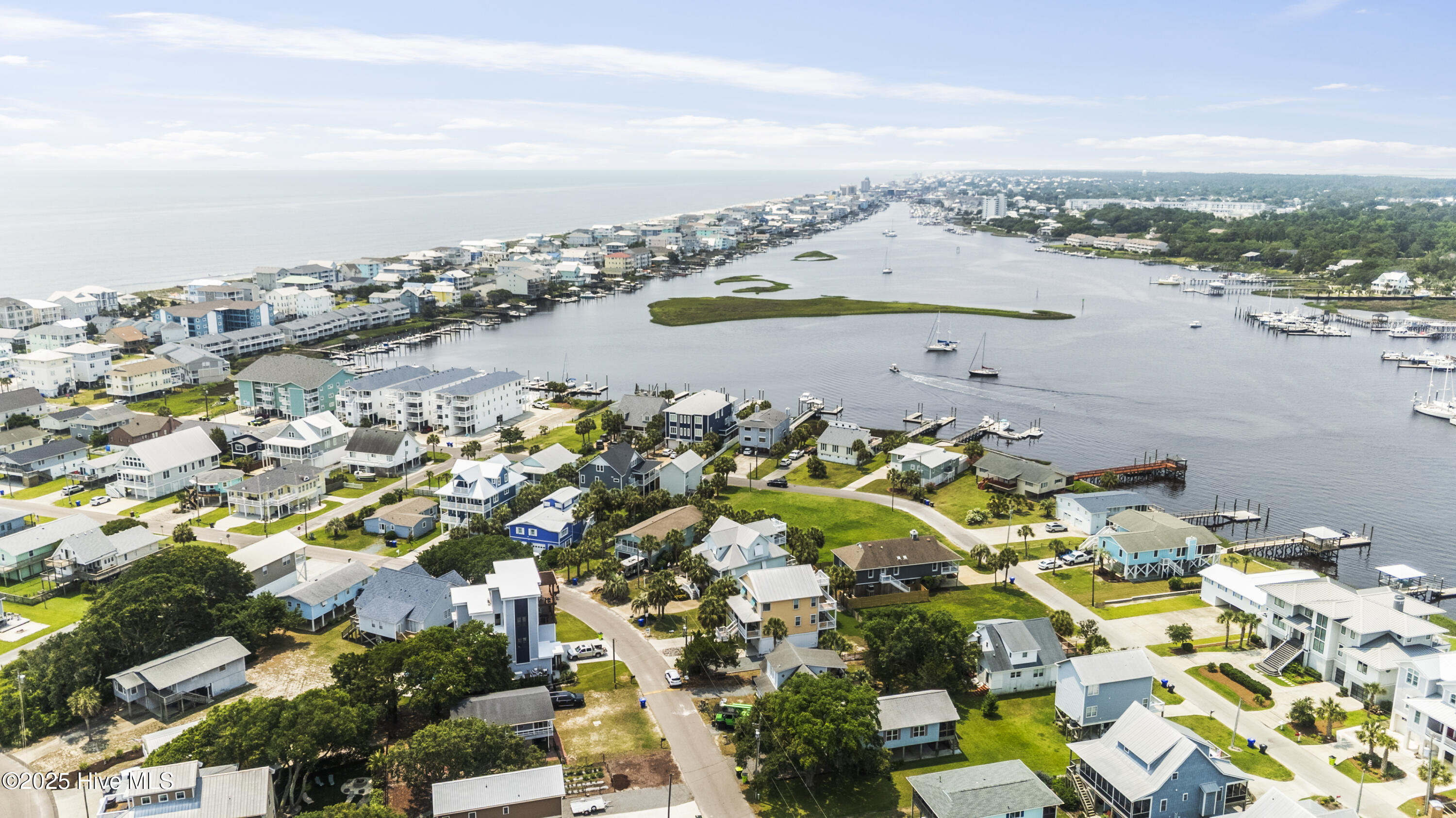 Carolina Beach, North Carolina, 28428, United States, 4 Bedrooms Bedrooms, ,4 BathroomsBathrooms,Residential,For Sale,1848790