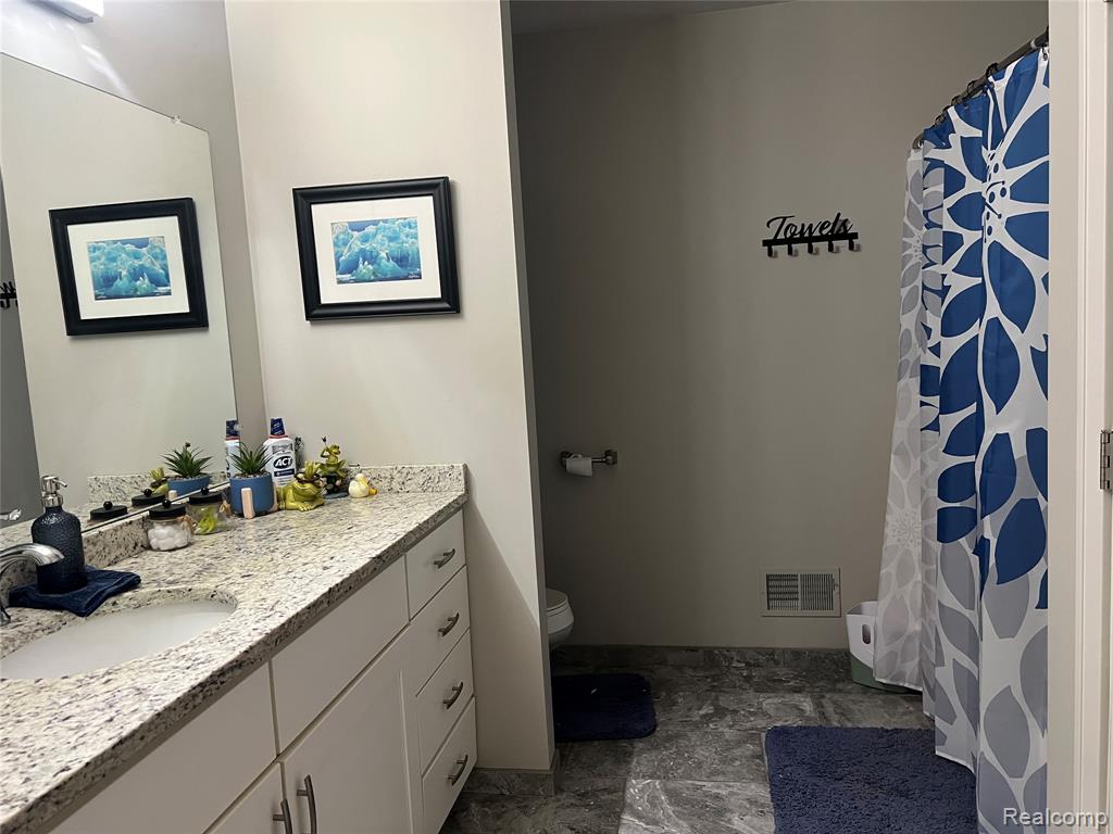 York Township, Michigan, 48176, United States, 4 Bedrooms Bedrooms, ,2 BathroomsBathrooms,Residential,For Sale,1988753