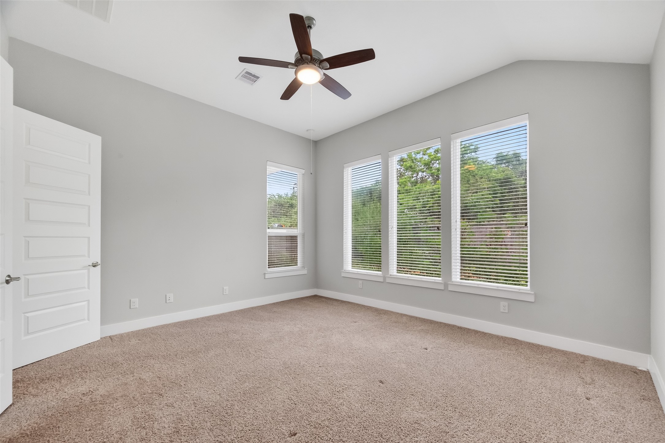  3415 Mckinney Ridge Drive - 物件實景