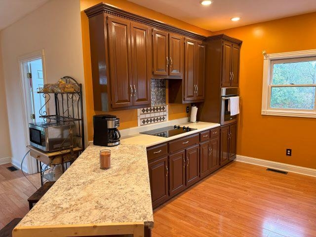 Scottsville, Kentucky, 42164, United States, 4 Bedrooms Bedrooms, ,3 BathroomsBathrooms,Residential,For Sale,1971649