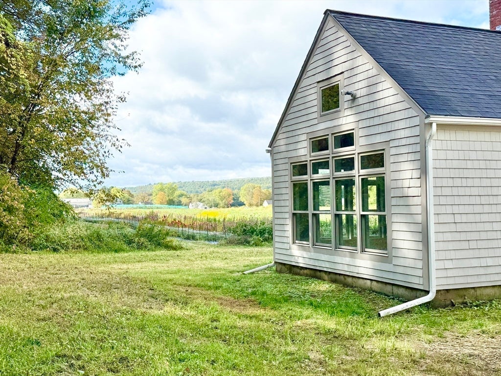 Montague, Massachusetts, 01351, United States, 3 Bedrooms Bedrooms, ,2 BathroomsBathrooms,Residential,For Sale,1956497