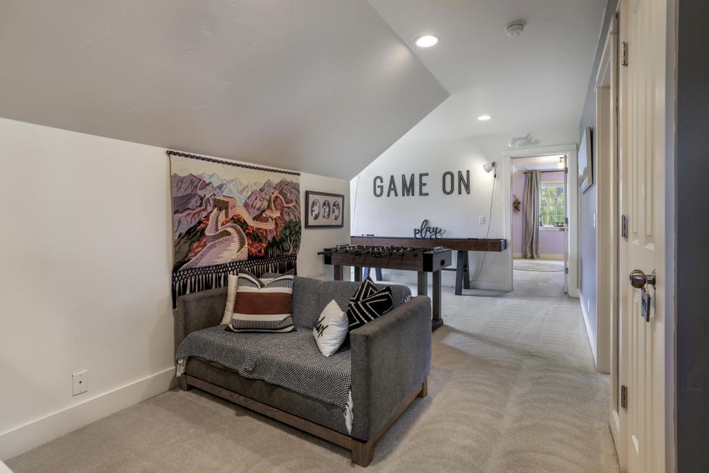 Bellevue, Idaho, 83313, United States, 4 Bedrooms Bedrooms, ,3 BathroomsBathrooms,Residential,For Sale,1989218