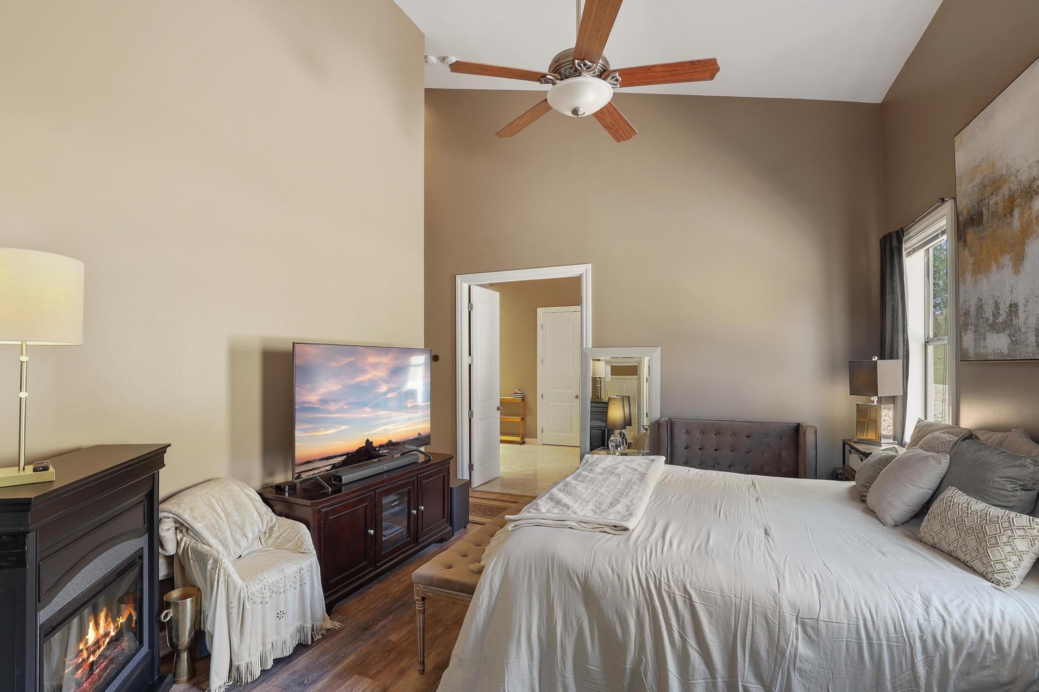 Payson, Arizona, 85541, United States, 4 Bedrooms Bedrooms, ,2 BathroomsBathrooms,Residential,For Sale,1913797
