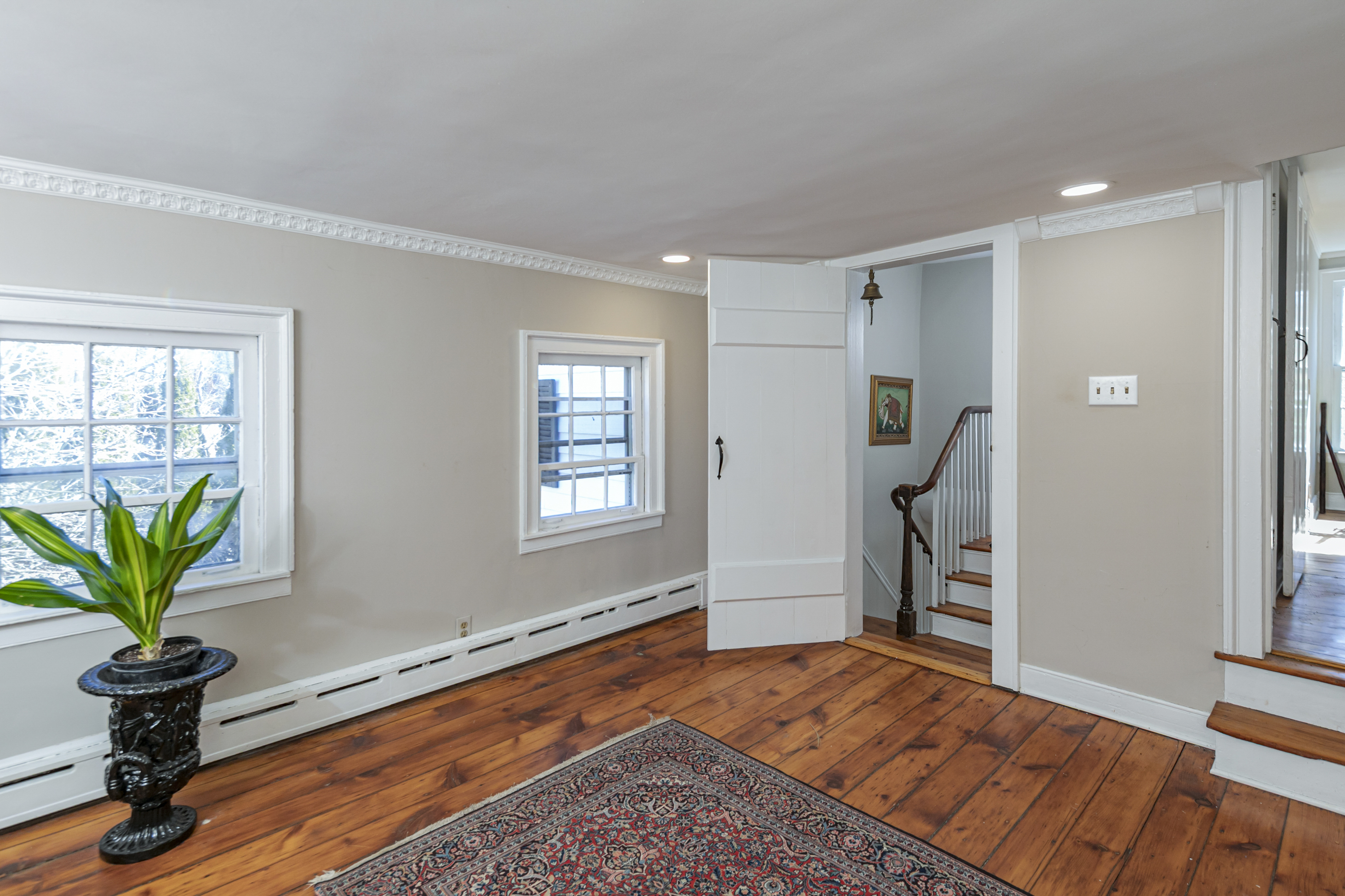  18th Century Charm and Captivating Grounds Edging Stony Brook - 物件實景