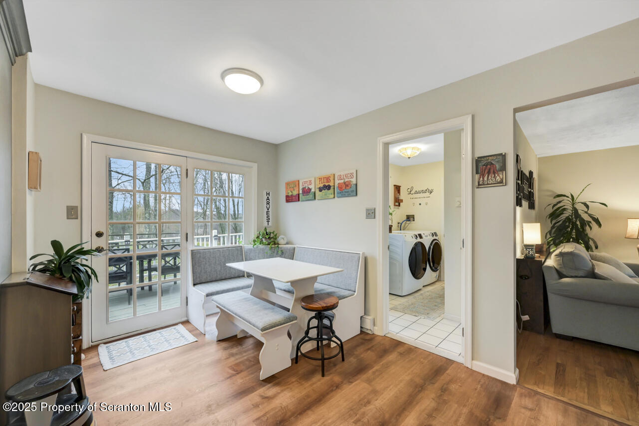 Moscow, Pennsylvania, 18444, United States, 4 Bedrooms Bedrooms, ,3 BathroomsBathrooms,Residential,For Sale,1999733