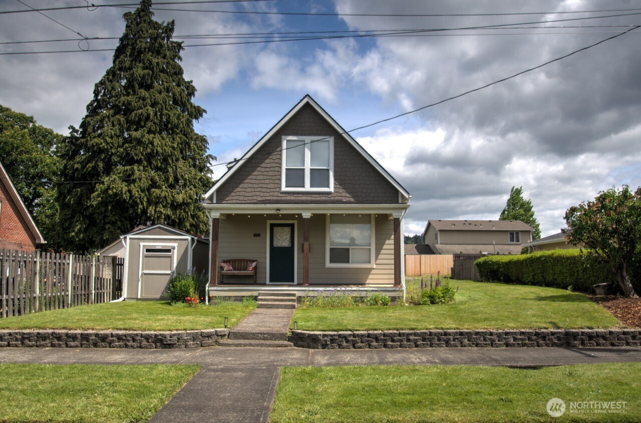 New York Ave, Chehalis, WA 98532