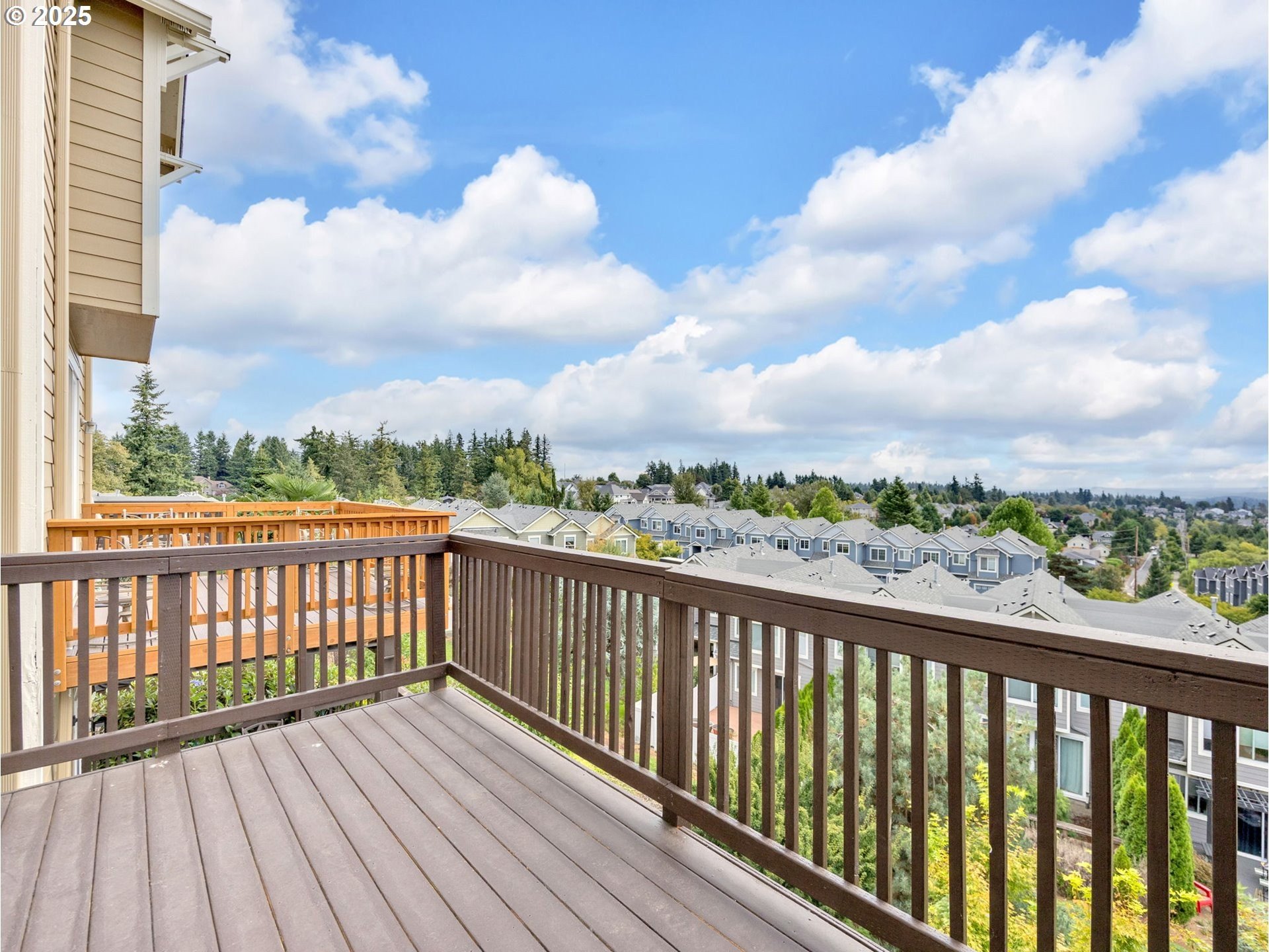 West Linn, Oregon, 97068, United States, 3 Bedrooms Bedrooms, ,3 BathroomsBathrooms,Residential,For Sale,1950039