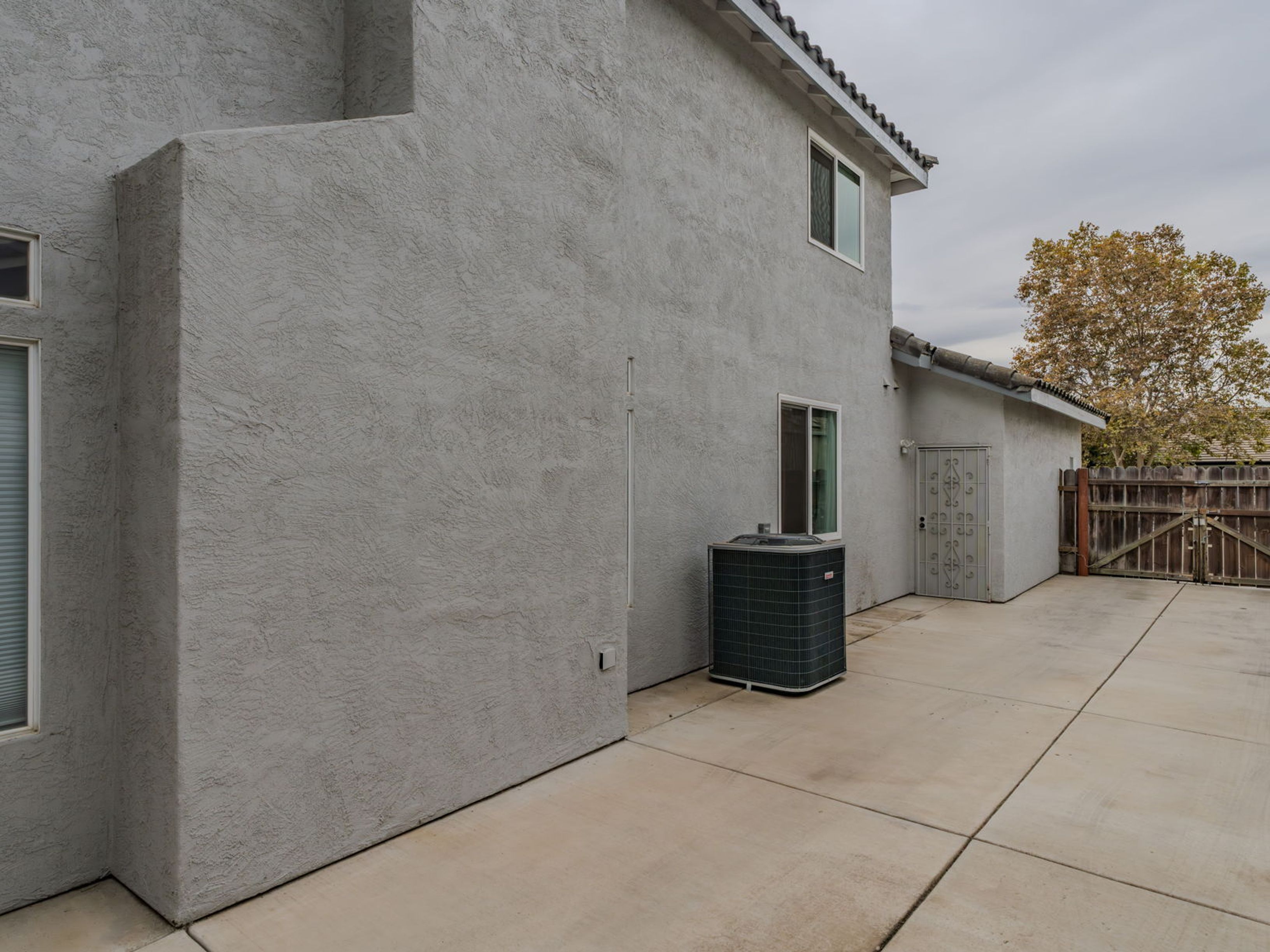  1066 Ruess Road, Ripon, CA 95366 - 物件實景