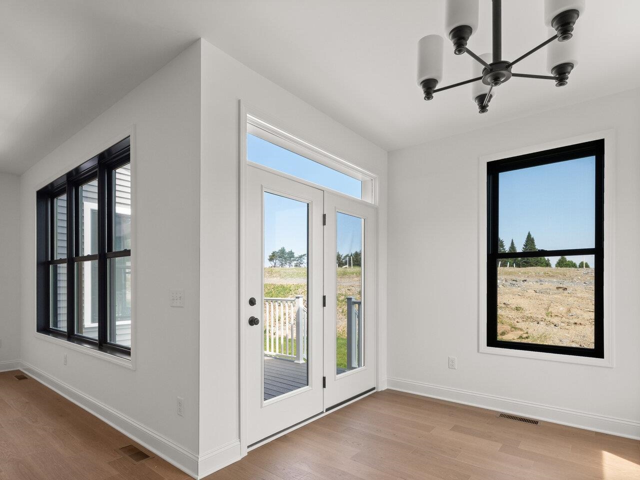 South Burlington, Vermont, 05403, United States, 2 Bedrooms Bedrooms, ,1 BathroomBathrooms,Residential,For Sale,1892130
