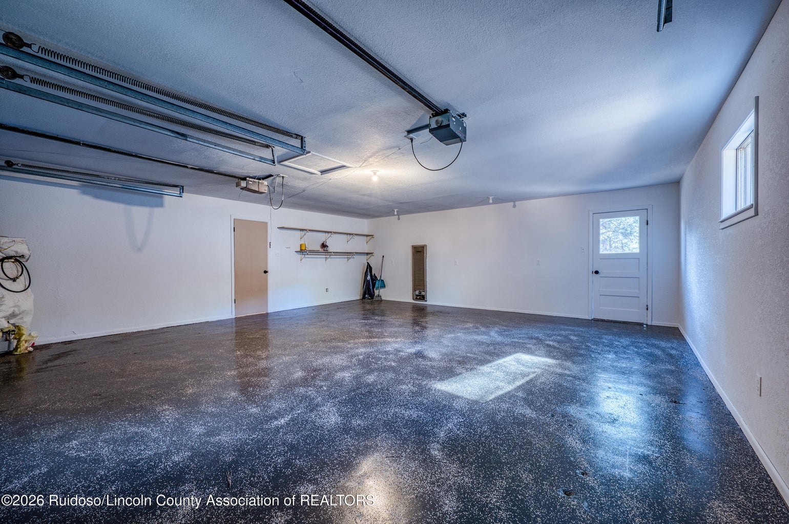 Ruidoso, New Mexico, 88345, United States, 4 Bedrooms Bedrooms, ,3 BathroomsBathrooms,Residential,For Sale,2008088