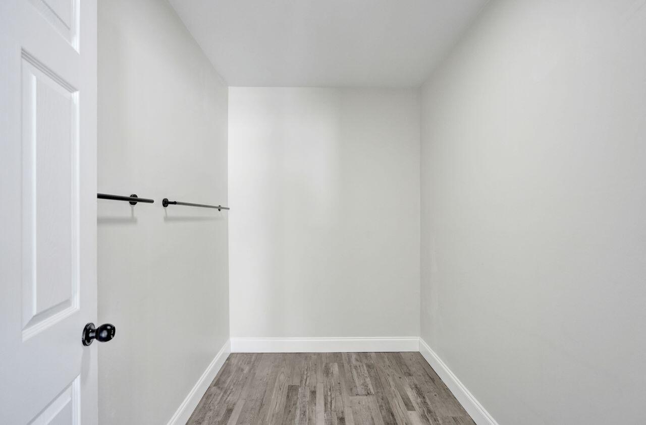 Lake Worth Beach, Florida, 33460, United States, 3 Bedrooms Bedrooms, ,2 BathroomsBathrooms,Residential,For Sale,1992911