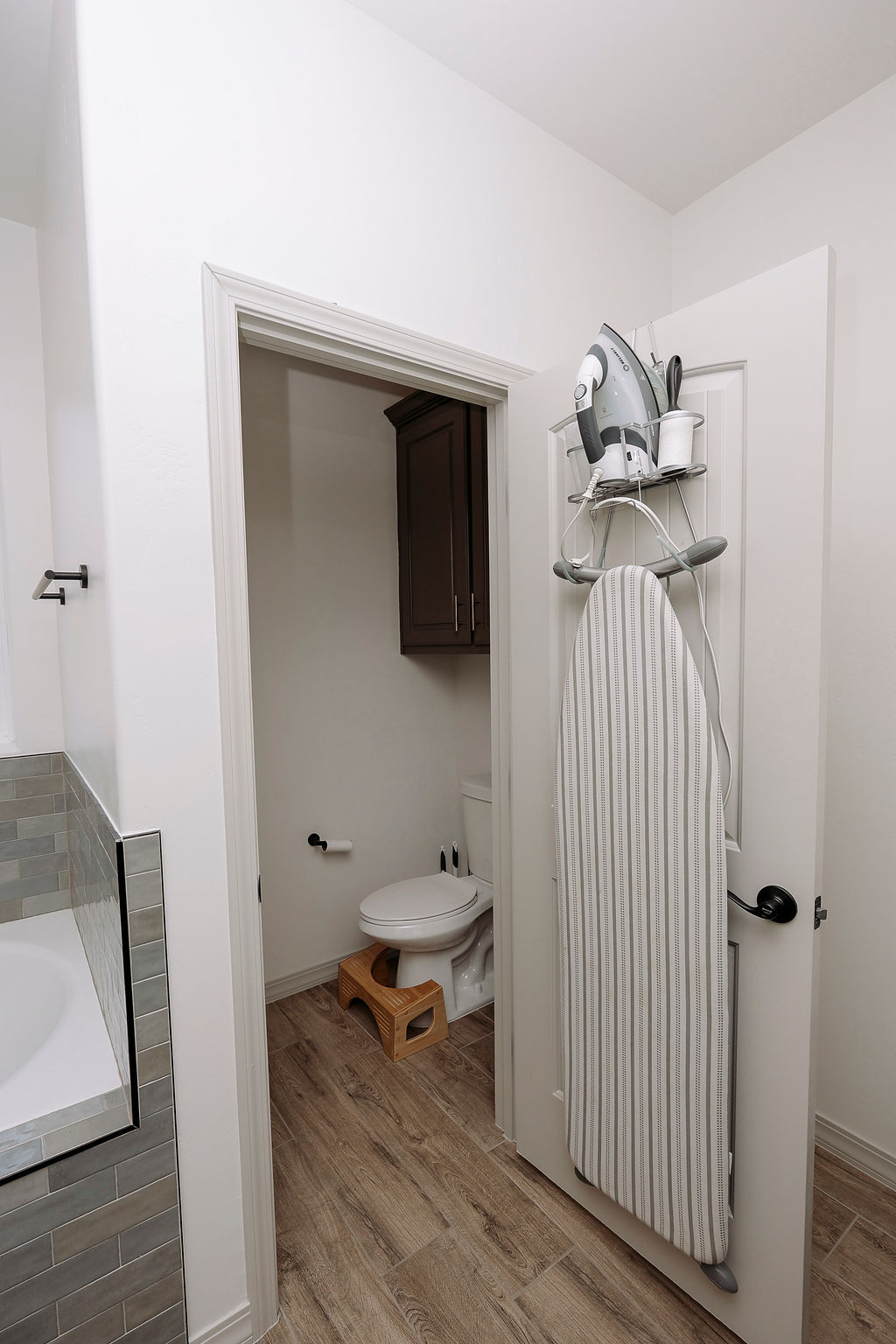 Carlsbad, New Mexico, 88220, United States, 4 Bedrooms Bedrooms, ,3 BathroomsBathrooms,Residential,For Sale,2012114