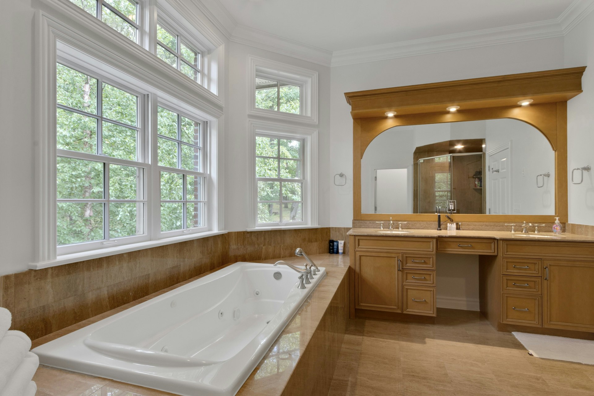  704 Heights Lane, Tenafly, NJ, 07670 - 物件實景