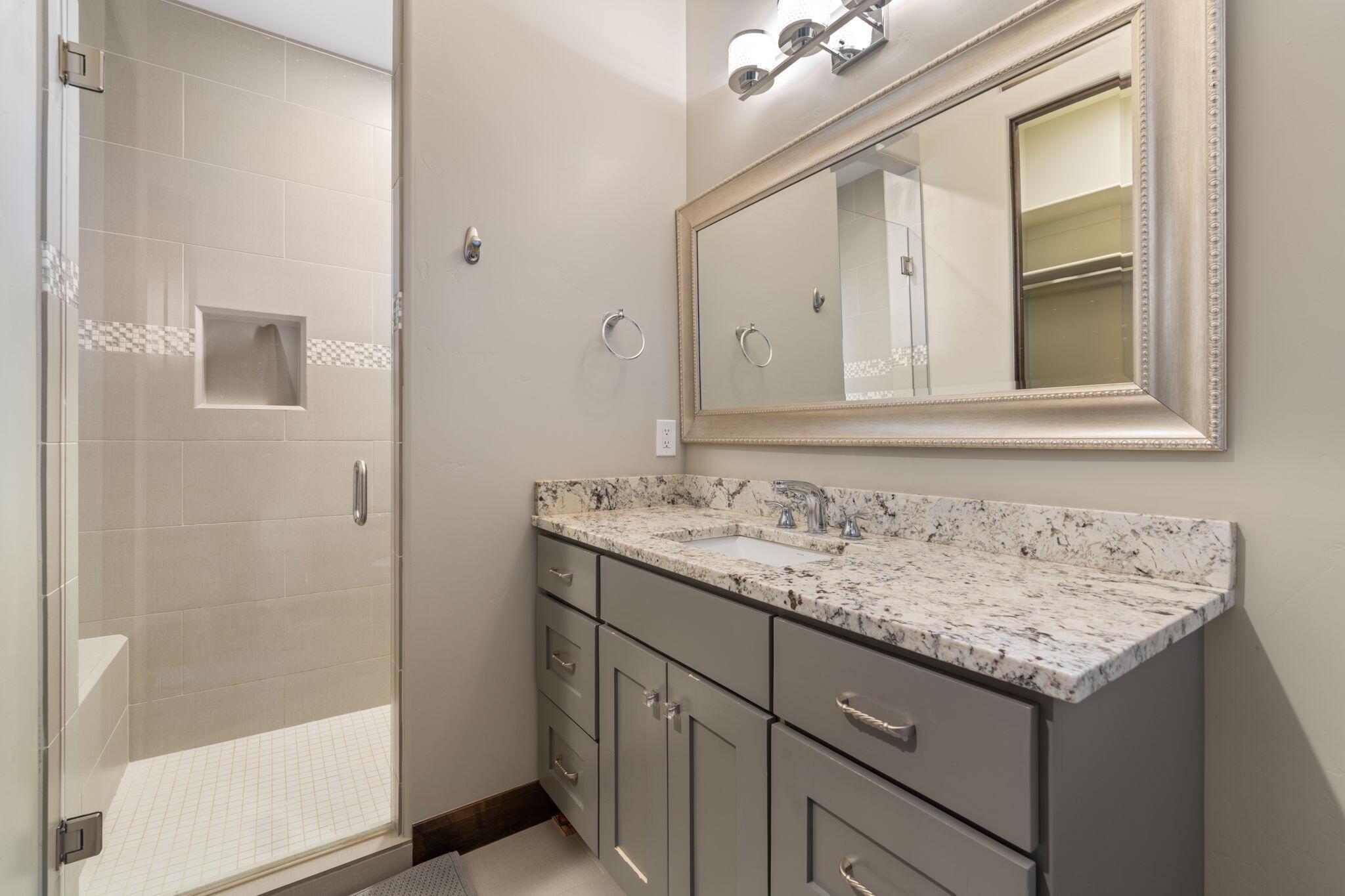 St George, Utah, 84770, United States, 5 Bedrooms Bedrooms, ,7 BathroomsBathrooms,Residential,For Sale,1900533