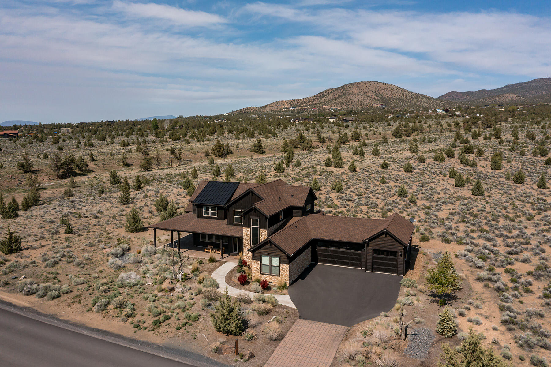 Powell Butte, Oregon, 97753, United States, 4 Bedrooms Bedrooms, ,3 BathroomsBathrooms,Residential,For Sale,1827363