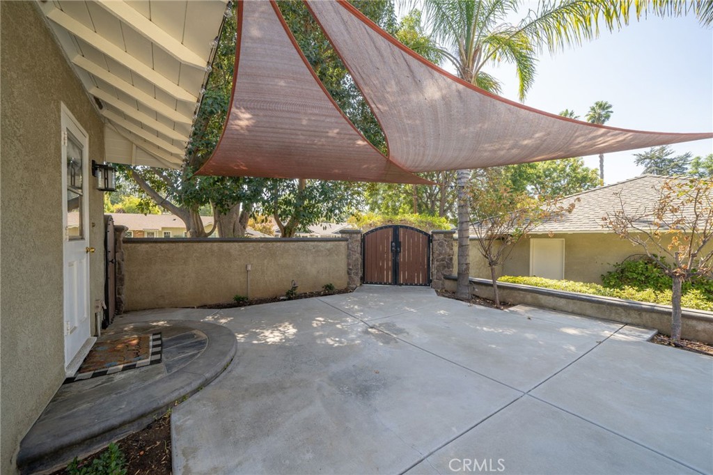 Riverside, California, 92506, United States, 4 Bedrooms Bedrooms, ,3 BathroomsBathrooms,Residential,For Sale,1907201
